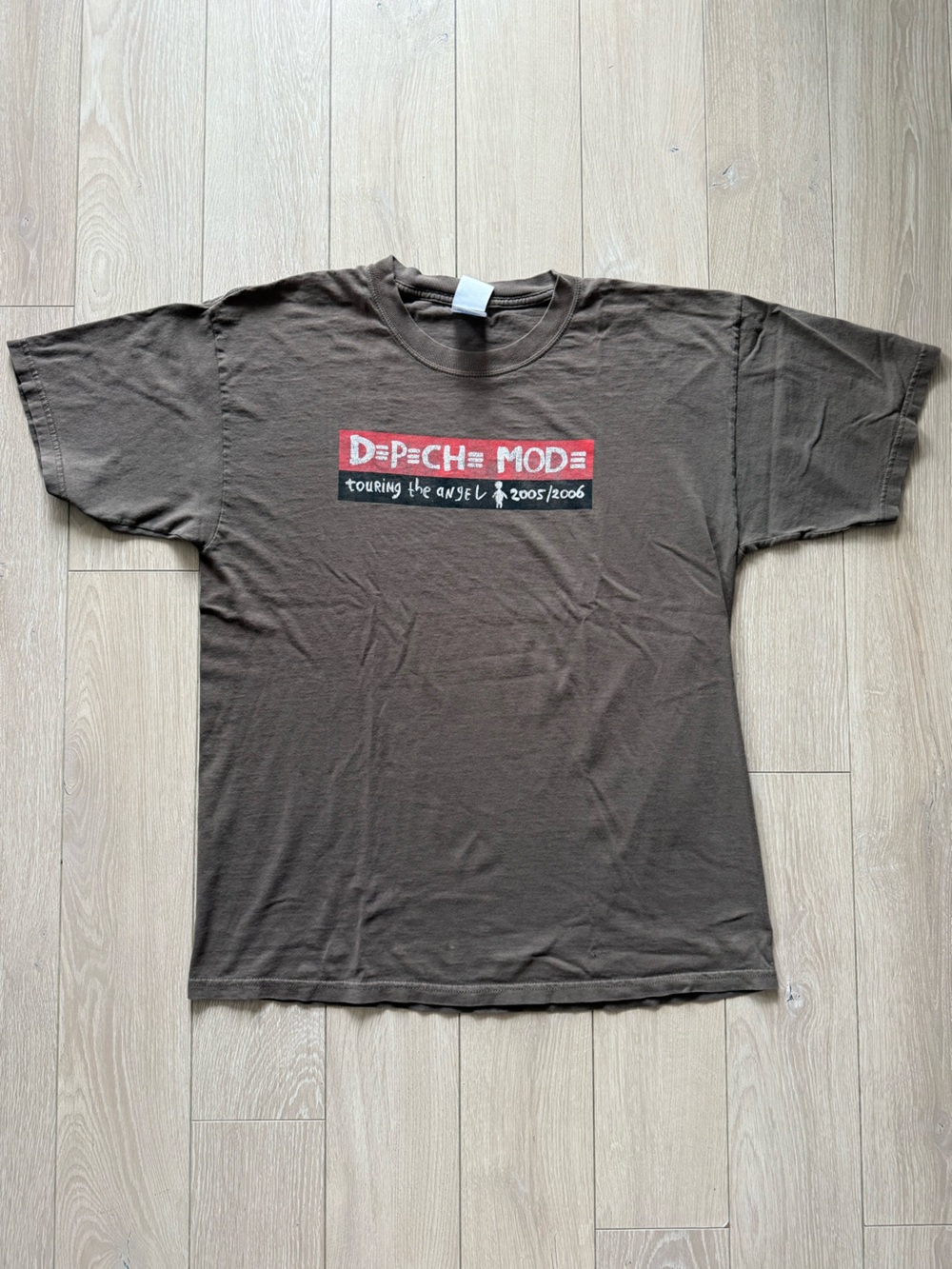 Depeche Mode Touring the Angel 2005/2006 Tour Gildan Cotton T Shirt Size Large